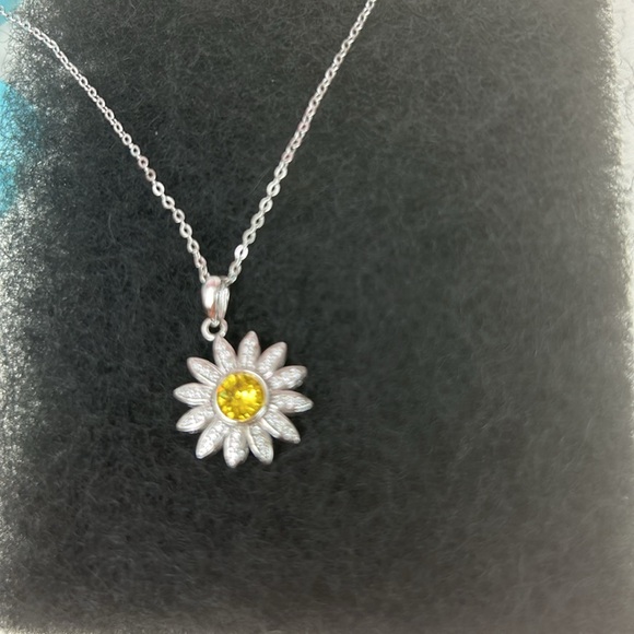 Sterling Silver crystal Flower pendant with adjustable chain Bleu Sage NWT - Picture 10 of 16